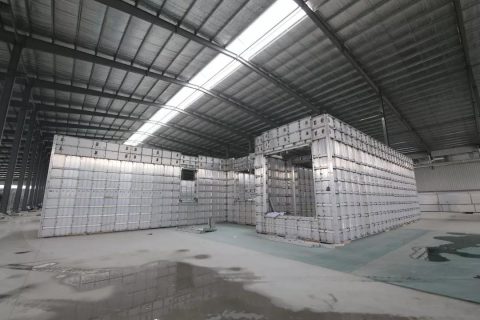 蓝狮娱乐铝模贴心服务获真情，优质产品得锦旗